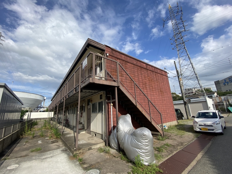 高砂市高砂町朝日町のアパートの建物外観