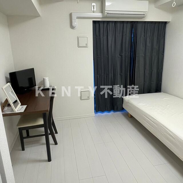 その他部屋・スペース　広くて明るい寝室