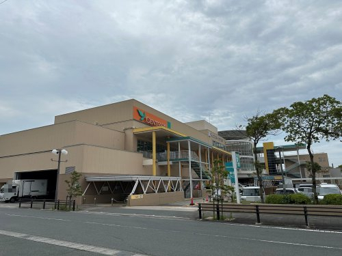 【田原市六連町のアパートのショッピングセンター】