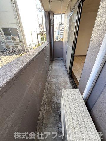 バルコニー　東向き