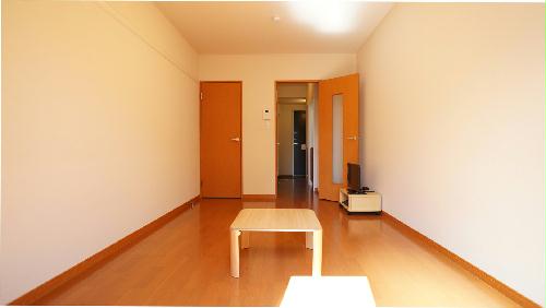 居室・リビング　号室指定により家具家電付となります。