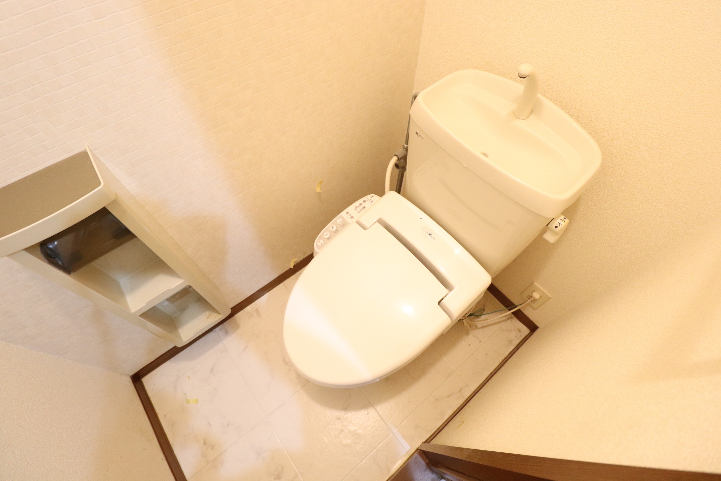 トイレ　温水洗浄便座♪