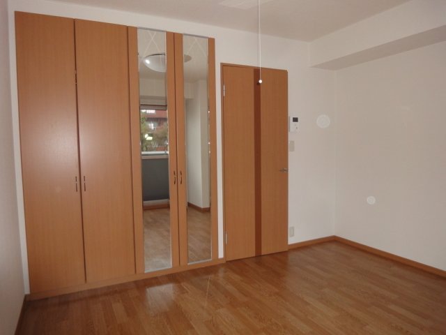 居室・リビング　7.6帖のゆったり居室