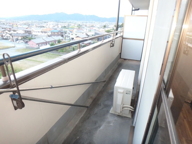 バルコニー　南向きで日当たり良好♪