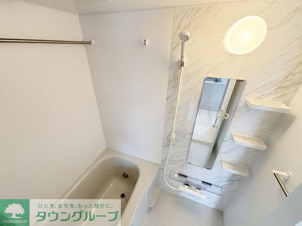 バス・シャワールーム　バス