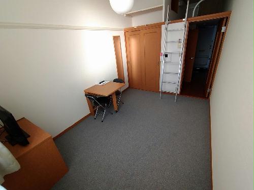 居室・リビング　1階はフローリング仕様です。