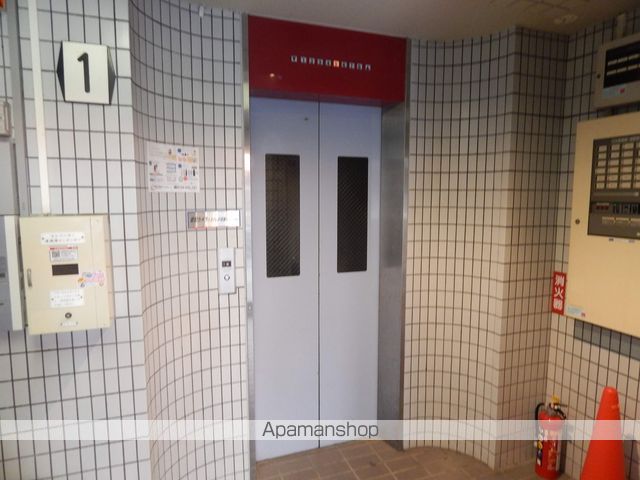 ロビー　ロビー