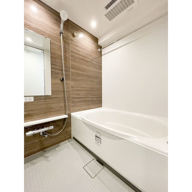 バス・シャワールーム　バス