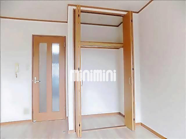 収納　クローゼットタイプの収納