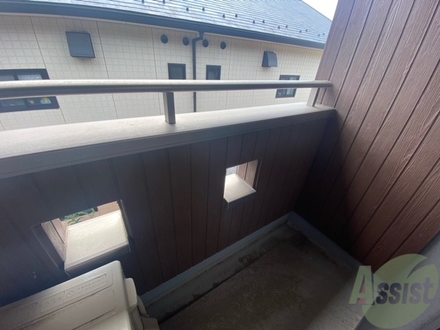 バルコニー　バルコニーがあるので洗濯物は外に干せそうですね～