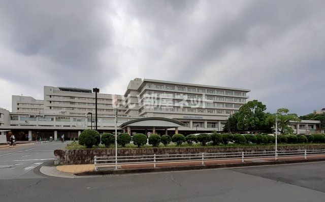 病院　奈良県立医科大学附属病院（病院）まで632m