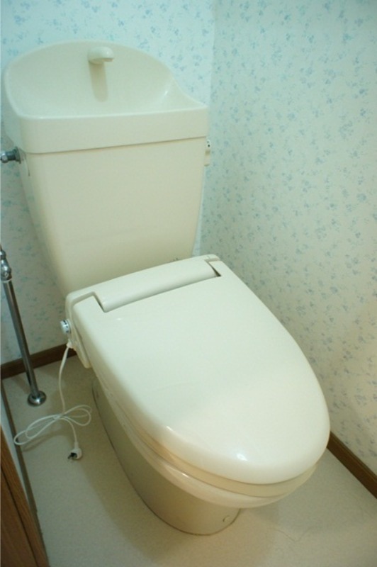 トイレ　図面と現状に相違がある場合には現状を優先