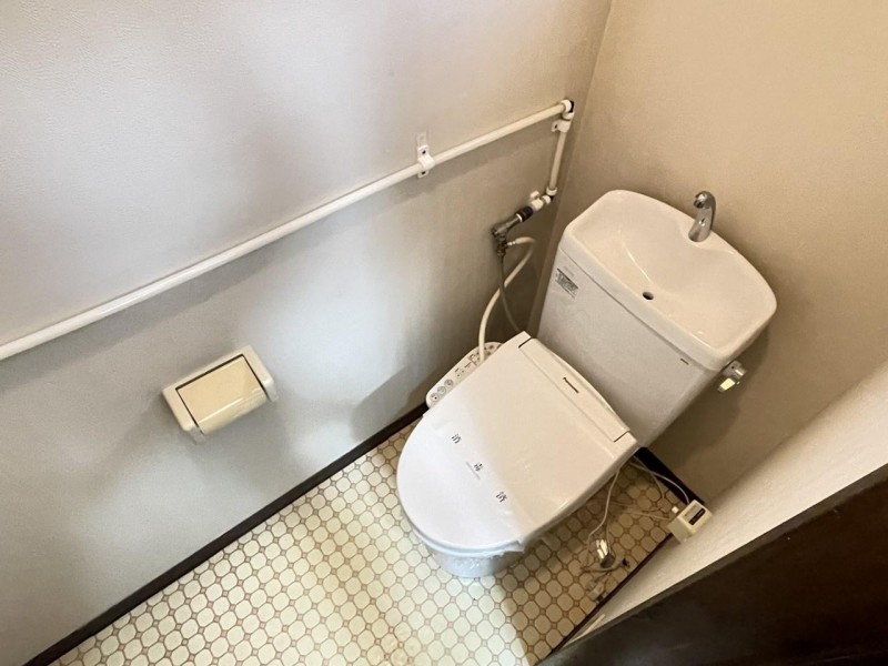 トイレ　トイレ