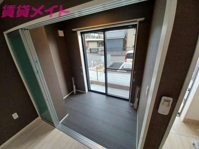 バルコニー　同型タイプ画像