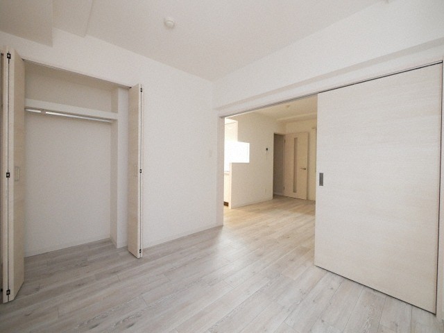 その他部屋・スペース　使い勝手の良さそうな洋室ですね♪