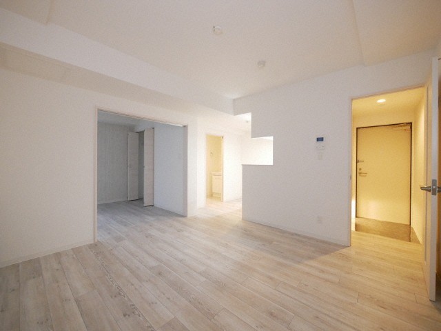 居室・リビング　清潔感のあるリビングです！