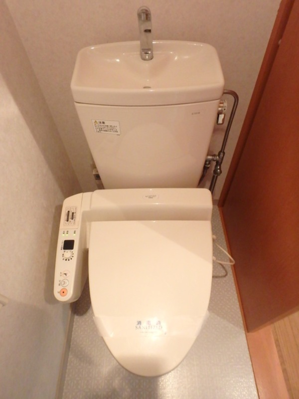 トイレ　図面と現状に相違がある場合には現状を優先