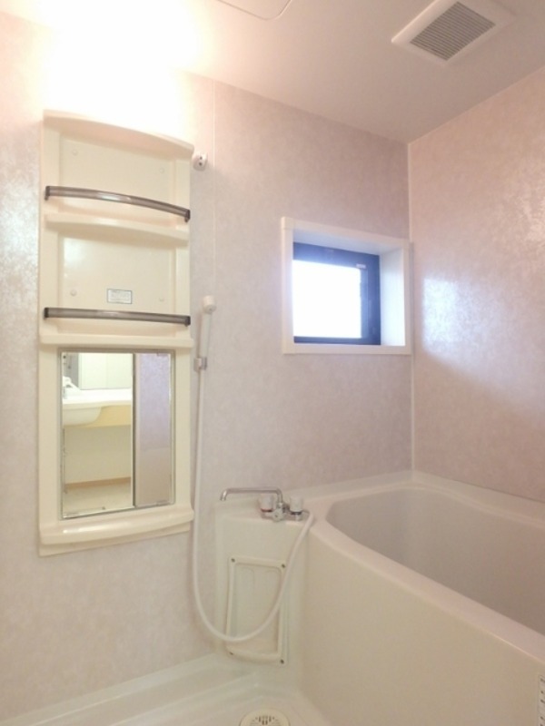 バス・シャワールーム　図面と現状に相違がある場合には現状を優先