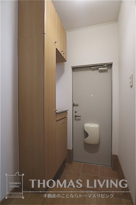 玄関　※写真を準備中のため、同シリーズの写真をご参照ください。