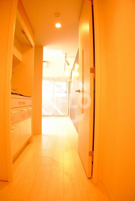 玄関　プライムアーバン松屋町　玄関廊下