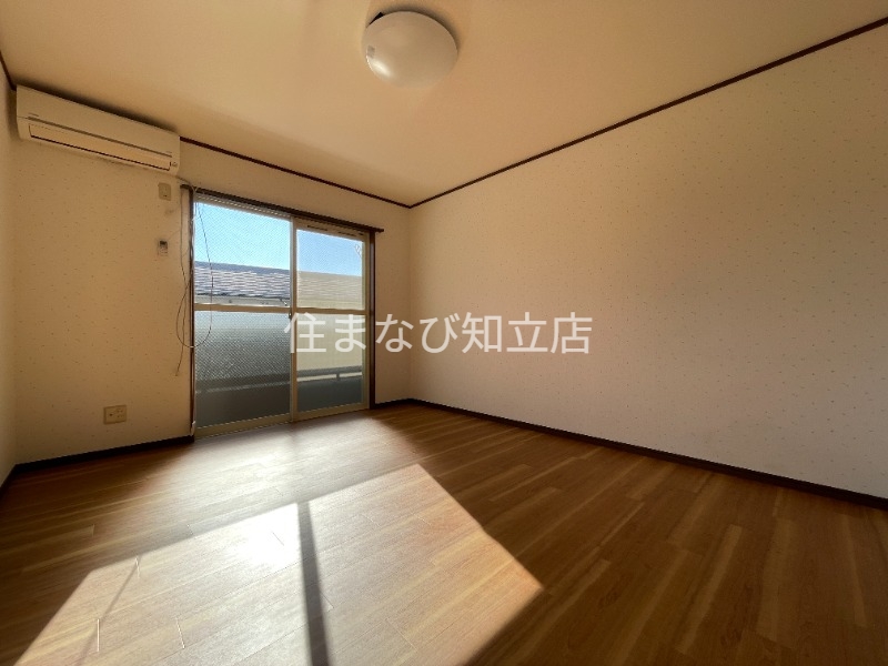 居室・リビング　同型タイプ