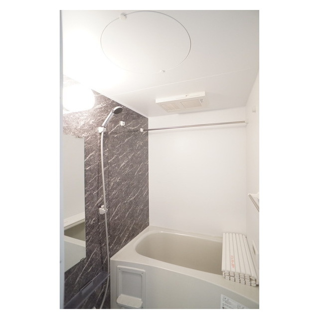 バス・シャワールーム　毎日の疲れを癒して下さい