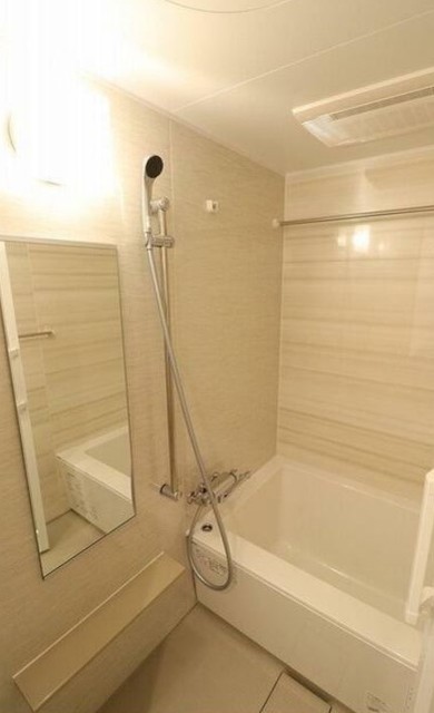 バス・シャワールーム　同仕様写真