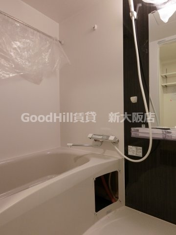 バス・シャワールーム　セレニテ西中島アリア壱番館