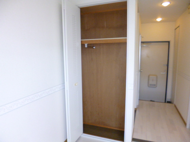 収納　クローゼット