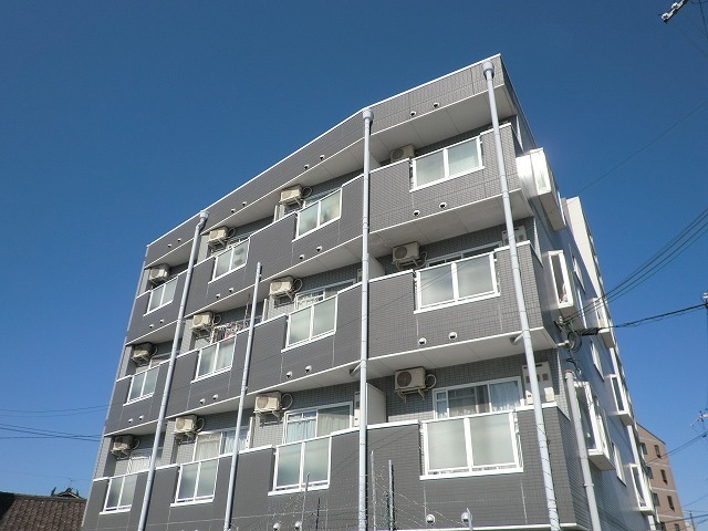 建物外観　オシャレな外観です