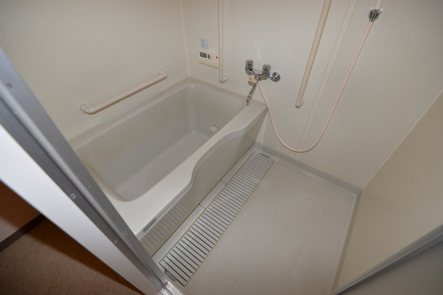 バス・シャワールーム　日々の疲れを癒すお風呂付です