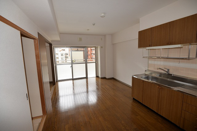 居室・リビング　写真は同マンションの別のお部屋のものです