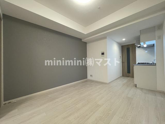 居室・リビング　奇数階と偶数階で内装カラーで異なります