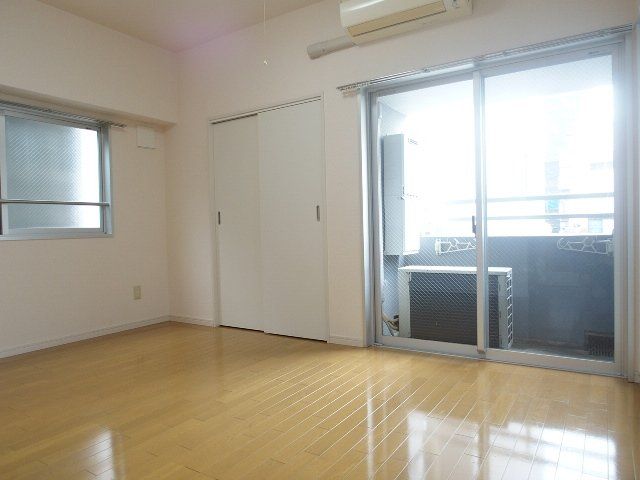 居室・リビング　※代表タイプの写真のため実際と異なる場合がございます