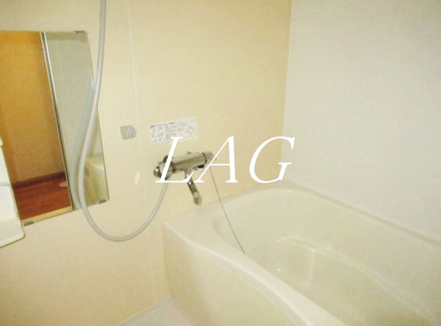 バス・シャワールーム　お風呂です。