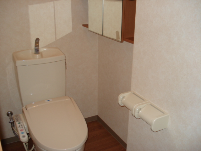 トイレ　シャワー付トイレ