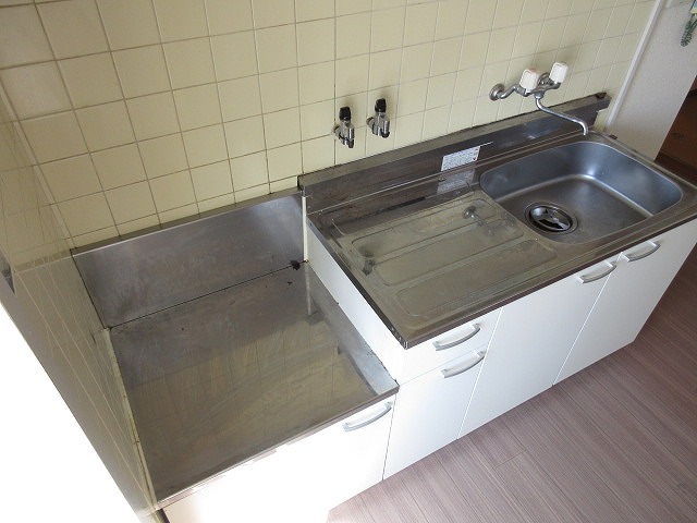 キッチン　同マンション別部屋