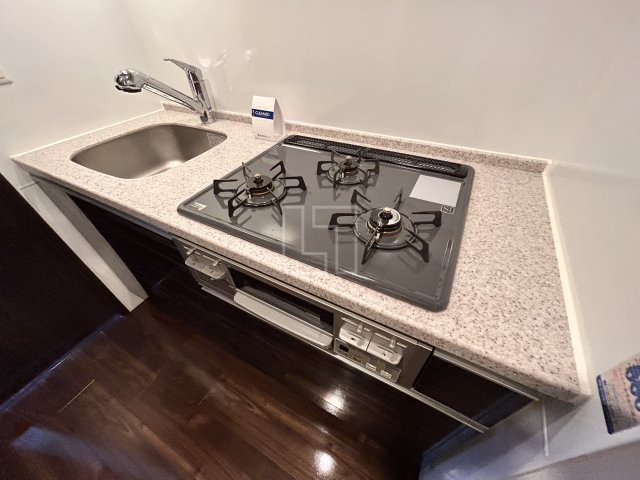 キッチン　コンフォリア北浜　システムキッチン