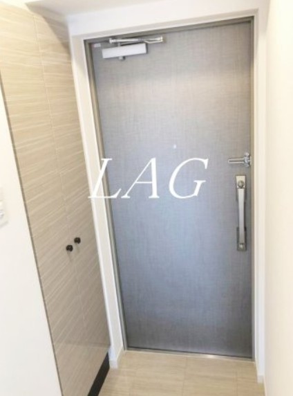 玄関　玄関です。