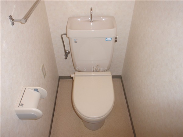 トイレ　暖房便座付