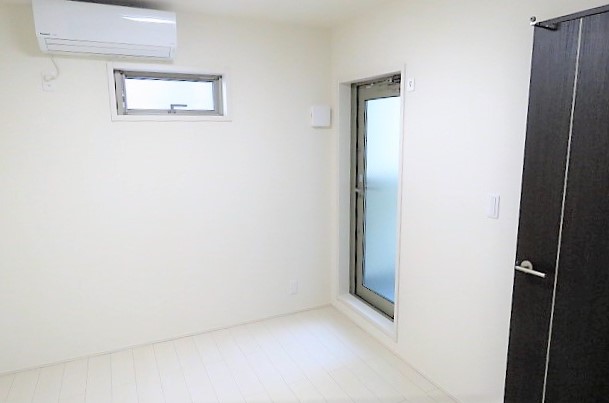 居室・リビング　同仕様