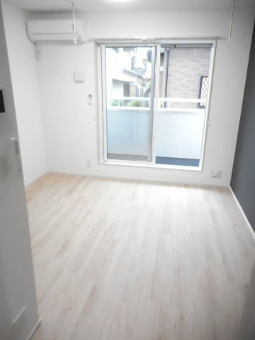 居室・リビング　ゆったりとした居間です