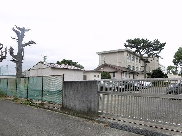 小学校　清水小学校（小学校）まで240m