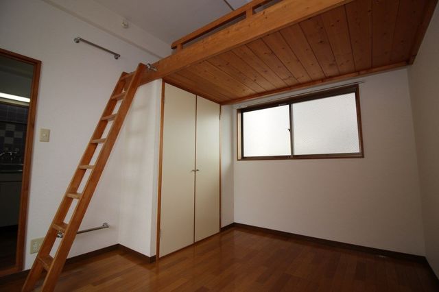 居室・リビング　【その他内観】同タイプ・別部屋写真