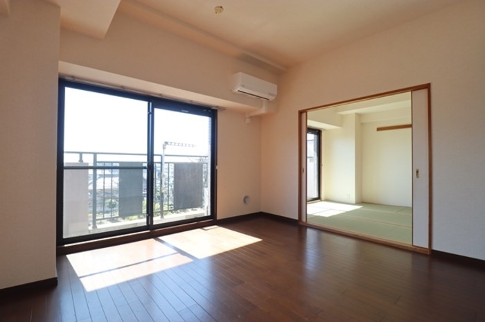 居室・リビング　広々リビング！