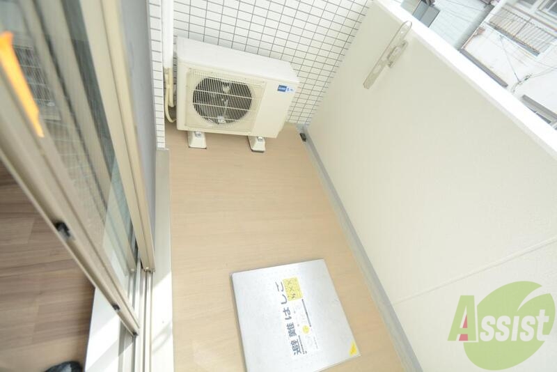 バルコニー　広々としたバルコニー！