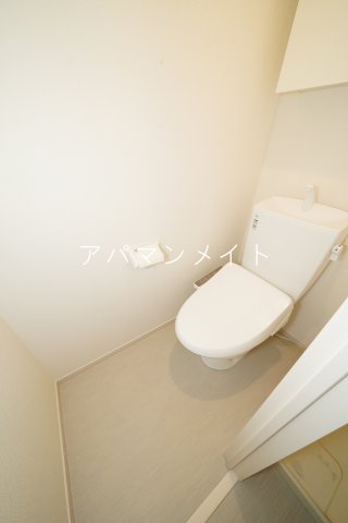 トイレ　ウォシュレット付きです