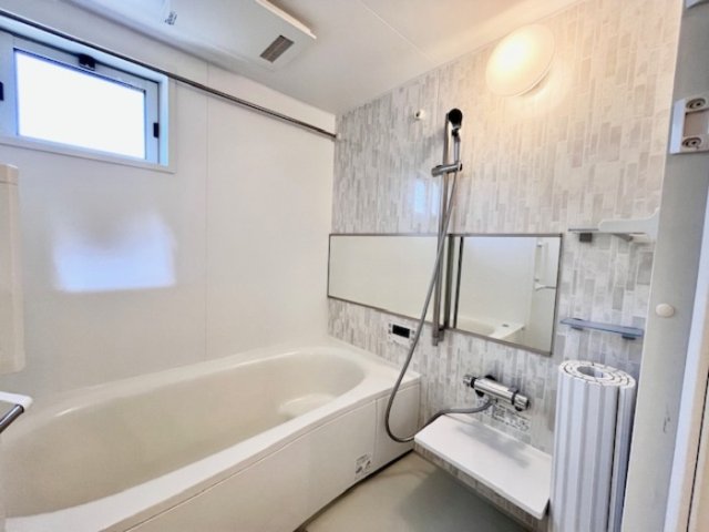 バス・シャワールーム　日々の疲れを癒すお風呂付です