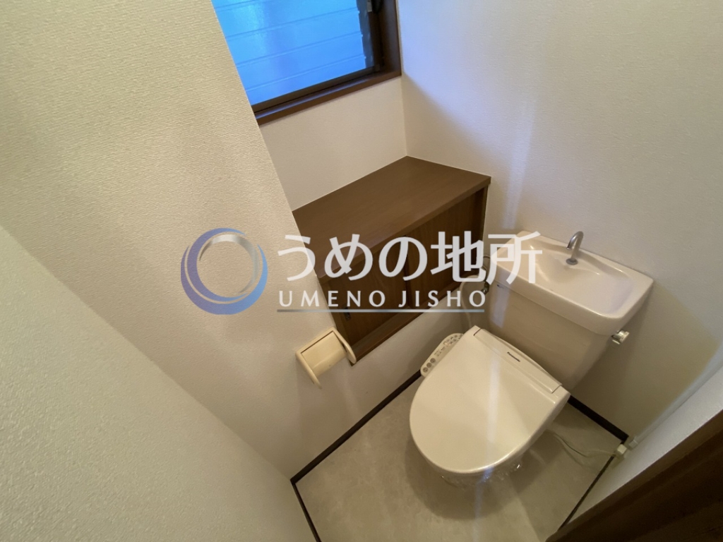 トイレ　トイレ