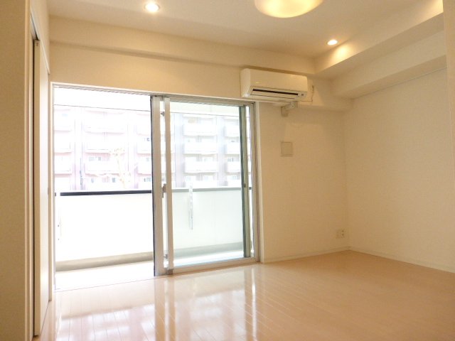 居室・リビング　居室※別部屋参考写真